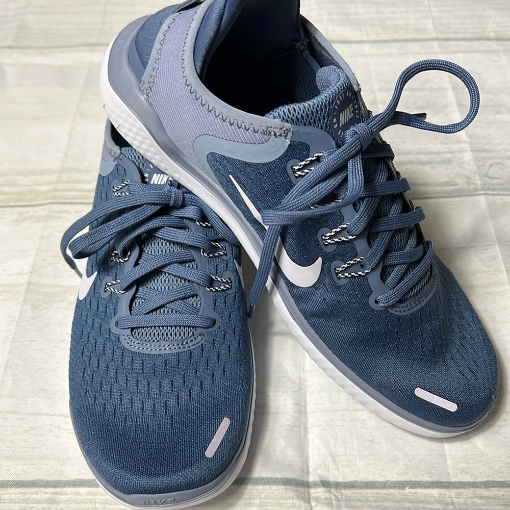 Nike Free RN 2018 Women's Running Shoes Blue & White SZ 6.5